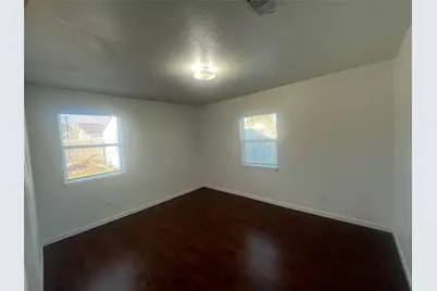 2302 35th Ave N, Texas City, TX 77590 - Photo 8