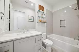 2434 Nantucket Dr, Houston, TX 77057 - Photo 24