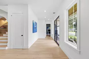1030 Chamboard Ln, Houston, TX 77018 - Photo 6