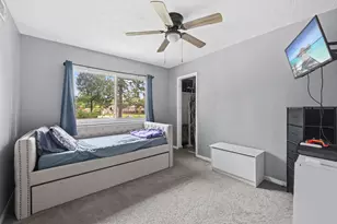 1902 Indian Shores Rd, Crosby, TX 77532 - Photo 4