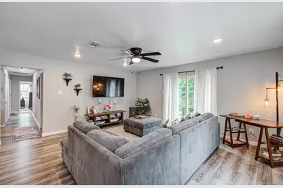 4123 Wuthering Heights Drive, Houston, TX 77045 - Photo 10