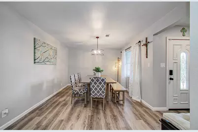 4123 Wuthering Heights Drive, Houston, TX 77045 - Photo 6