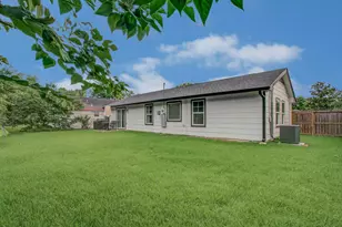 4123 Wuthering Heights Dr, Houston, TX 77045 - Photo 30
