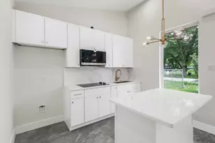 1277 Dewalt St, Houston, TX 77088 - Photo 12