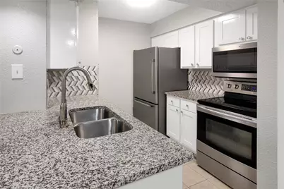 260 El Dorado Boulevard #1105, Houston, TX 77598 - Photo 2