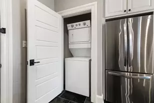 405 24th St, Galveston, TX 77550 - Photo 24