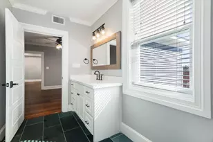 405 24th St, Galveston, TX 77550 - Photo 22