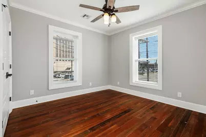 405 24th Street #201, Galveston, TX 77550 - Photo 18