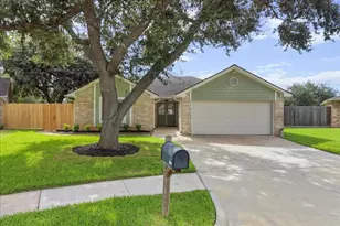 3123 W Heatherock Cir, Sugar Land, TX 77479 - Photo 6
