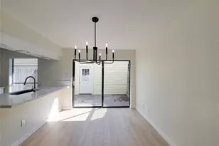 2590 Bering, Houston, TX 77057 - Photo 18