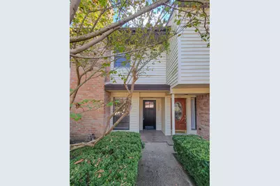 2590 Bering, Houston, TX 77057 - Photo 2