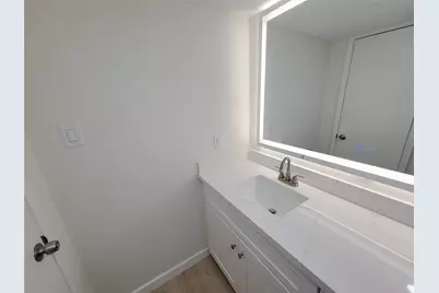 2590 Bering, Houston, TX 77057 - Photo 14