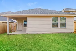 2522 Grayling Dr, Conroe, TX 77384 - Photo 2