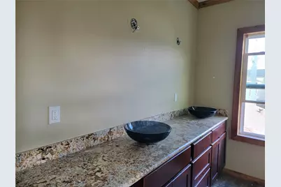 8136 N Main Street, Houston, TX 77022 - Photo 18