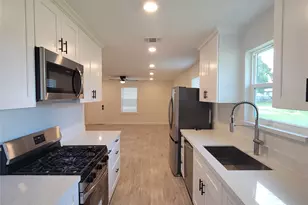 116 Tanner St, Brazoria, TX 77422 - Photo 2
