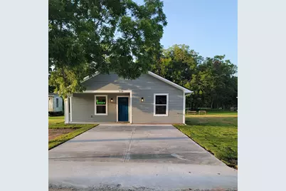 116 Tanner Street, Brazoria, TX 77422 - Photo 1