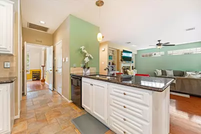 55 Pinepath Place, The Woodlands, TX 77381 - Photo 14