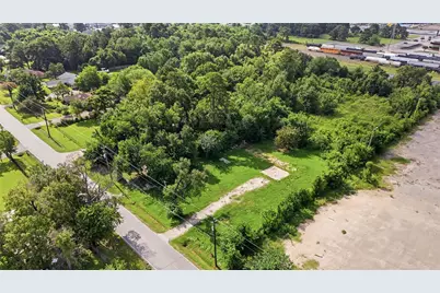 15226 S Brentwood Street, Channelview, TX 77530 - Photo 2