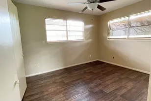 317 Evans St, Angleton, TX 77515 - Photo 14