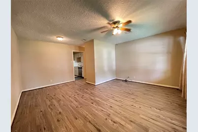 317 Evans Street, Angleton, TX 77515 - Photo 4