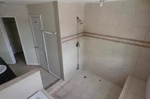 10219 S Gessner Rd, Houston, TX 77071 - Photo 12