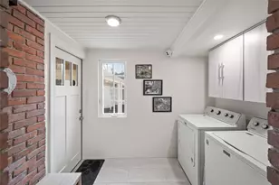 2229 Maroneal St, Houston, TX 77030 - Photo 18