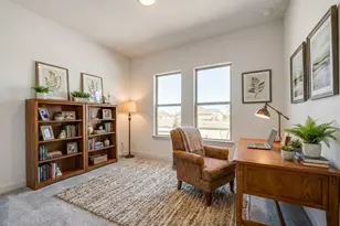 483 Hunters Xing Dr, Sealy, TX 77474 - Photo 6