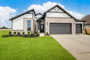 483 Hunters Xing Dr, Sealy, TX 77474 - Photo 2