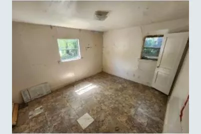 7326 Le Havre Road, Houston, TX 77033 - Photo 8