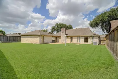 4210 Shanna Lane, Pasadena, TX 77504 - Photo 34