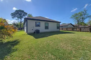 1306 Appomattox Dr, Texas City, TX 77591 - Photo 30