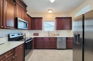 1306 Appomattox Dr, Texas City, TX 77591 - Photo 6