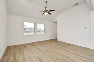 2431 WAYBREAD Ln, Rosenberg, TX 77471 - Photo 16