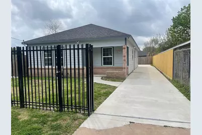 3234 Berry Street, Houston, TX 77004 - Photo 2
