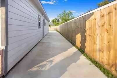 3234 Berry Street, Houston, TX 77004 - Photo 6