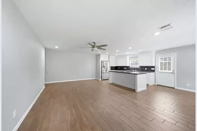 7019 Oak Bough Drive, Houston, TX 77088 - Photo 2