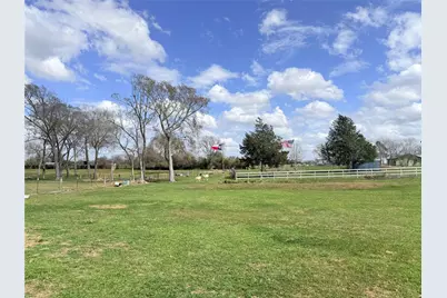 13700 Burnett Road, Beasley, TX 77417 - Photo 36