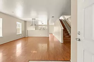 7931 Raven Creek Ln, Cypress, TX 77433 - Photo 4