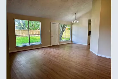 4206 Sequoia Street, Baytown, TX 77521 - Photo 10