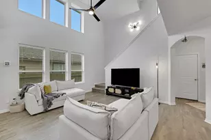 11208 Danny Ln, Willis, TX 77318 - Photo 12