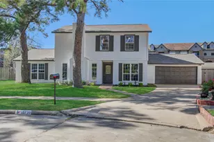 10730 Clear Cove Ln, Houston, TX 77041 - Photo 2