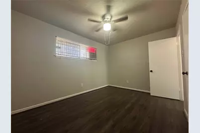 3811 Cornell Street #B, Houston, TX 77022 - Photo 8
