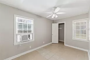 4814 Burma Rd, Houston, TX 77033 - Photo 12