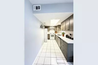 8332 La Roche Lane, Houston, TX 77036 - Photo 4