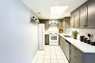 8332 La Roche Ln, Houston, TX 77036 - Photo 4