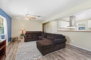 12931 Park Rd 57, Somerville, TX 77879 - Photo 6