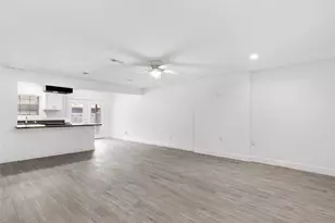 1011 Hamblen Rd, Kingwood, TX 77339 - Photo 4