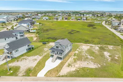 714 Vista Bella, Galveston, TX 77554 - Photo 6