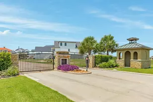 714 Vista Bella, Galveston, TX 77554 - Photo 40
