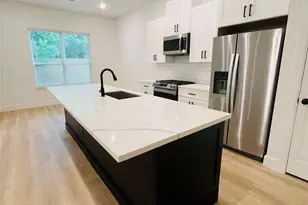 5312 Denmark St, Houston, TX 77028 - Photo 4
